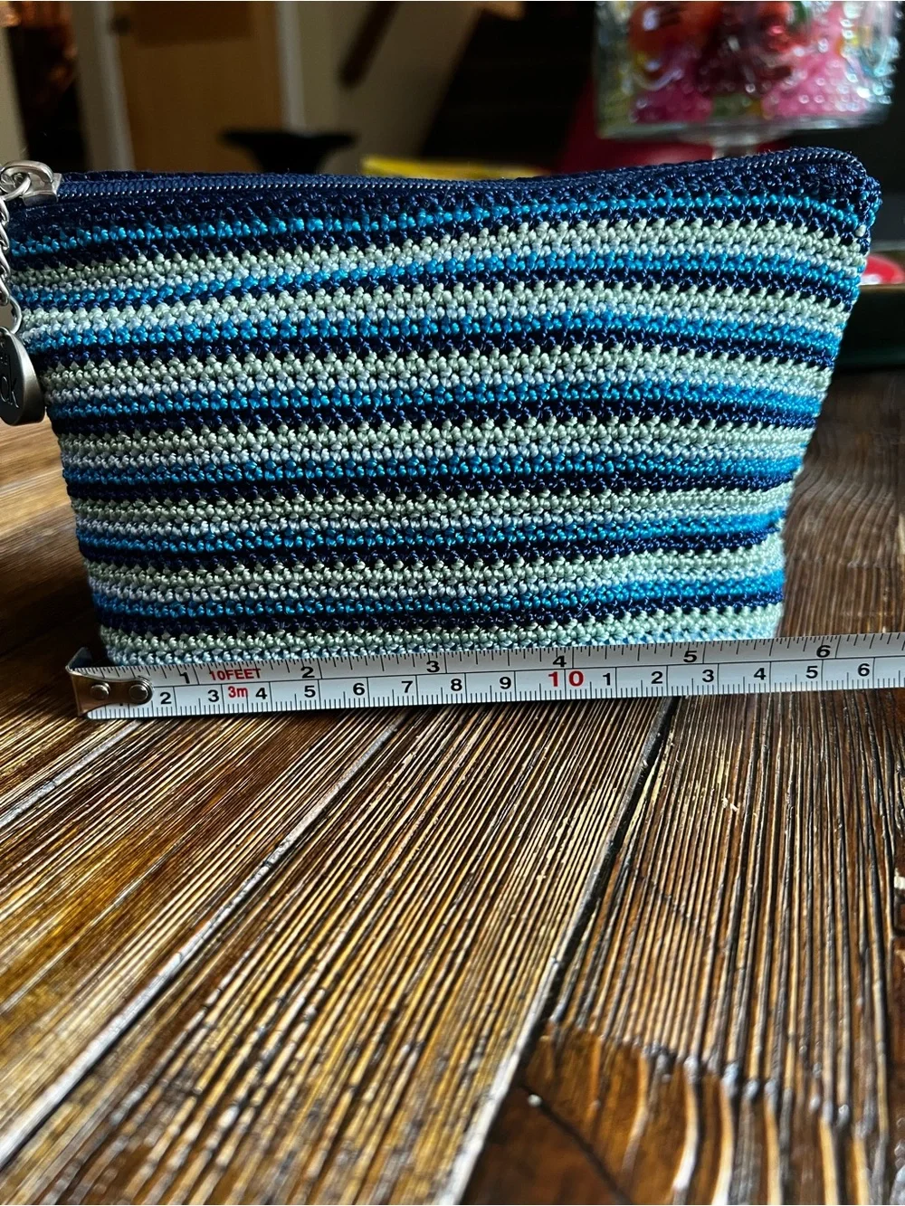 Sak essential cosmetic bag
